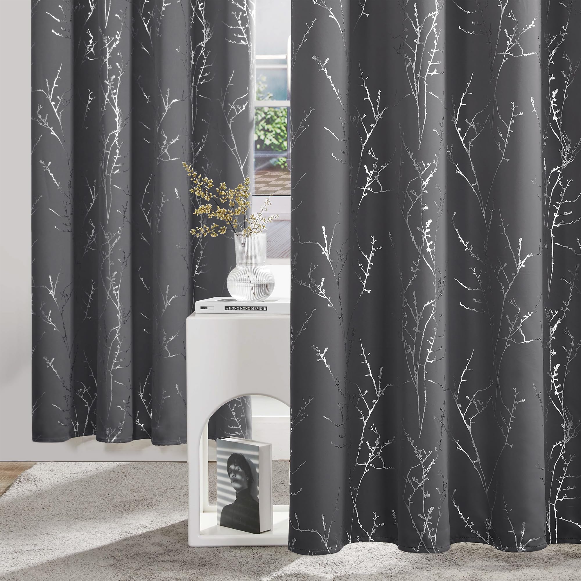 Dark Grey/Silver Tree Branch